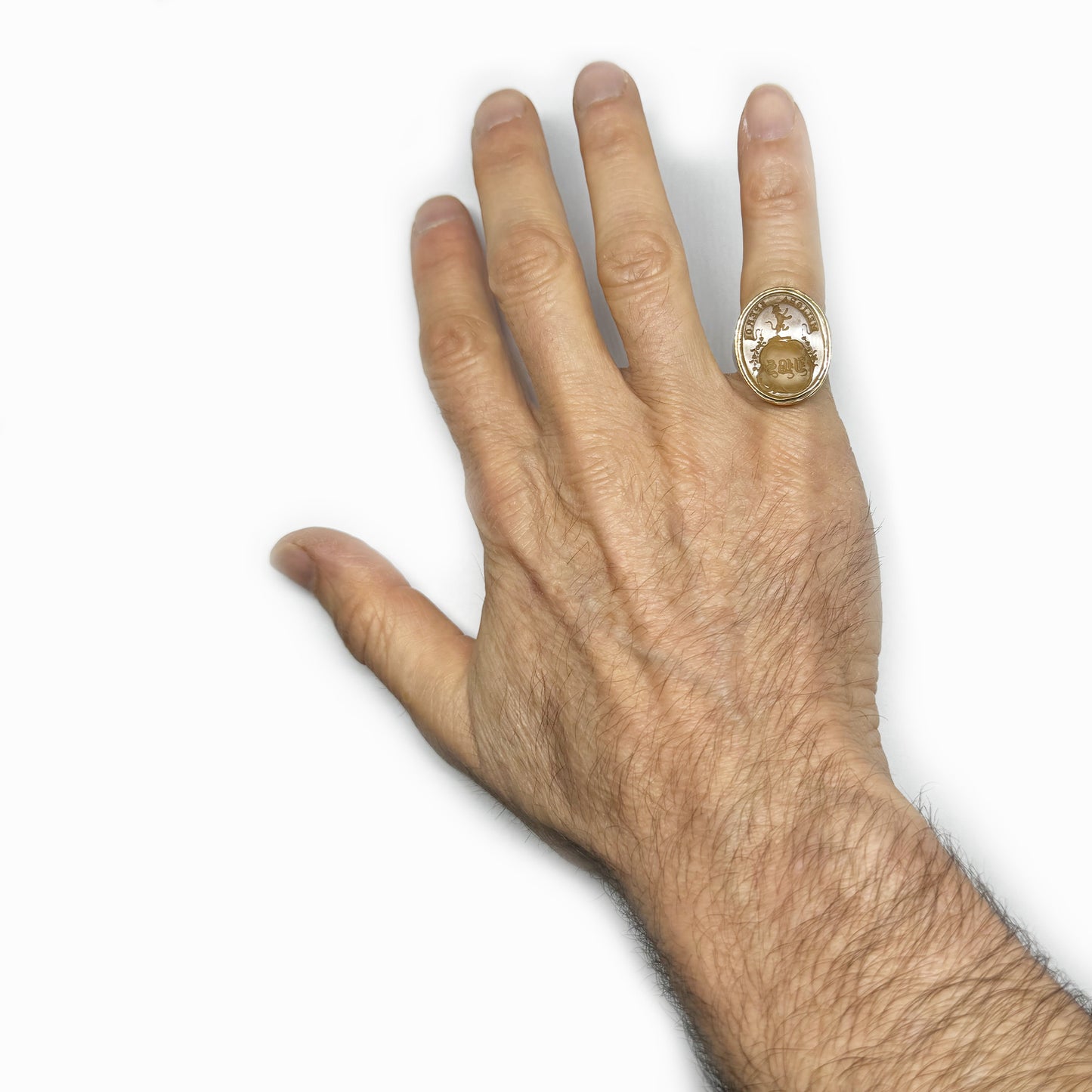 Vintage 9k Gold Chalcedony Intaglio Ring, Coat Of Arms Motto, Signet Ring, Family Crest Signet Ring, Seal Ring, Royalty Ring