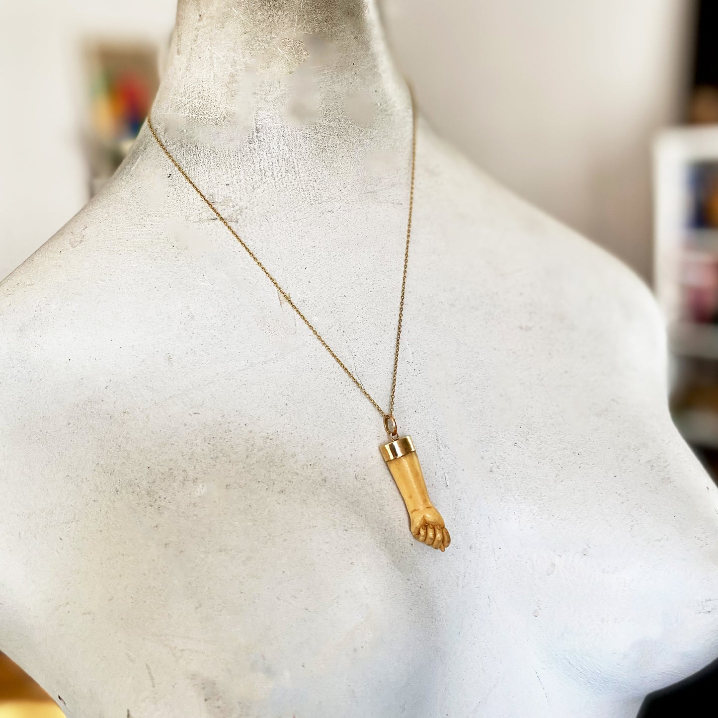 Vintage 18K Gold Figa, Resin, 1950s Hand Pendant, Bone Tone Figa Charm