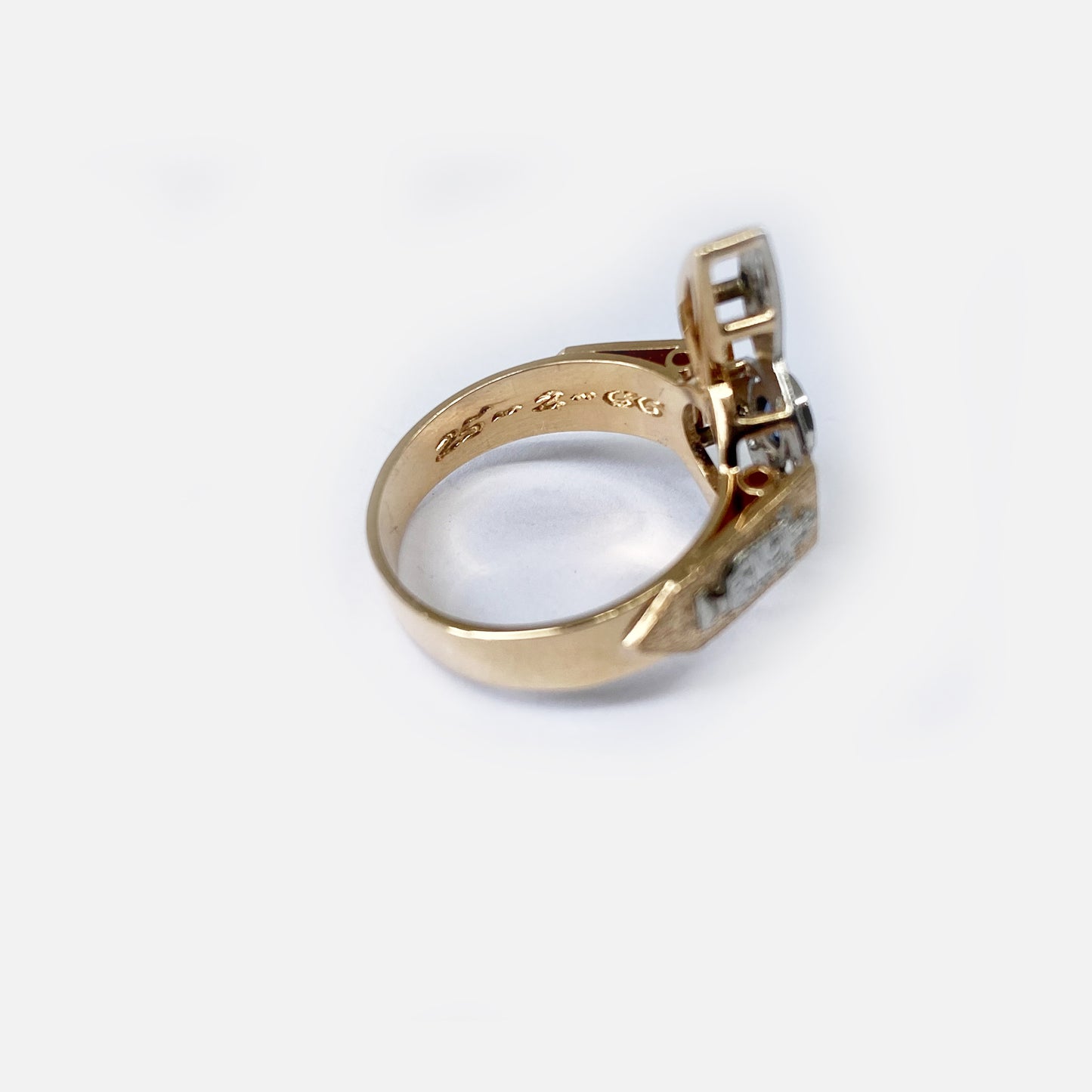 Vintage 16k Gold Music Note Ring