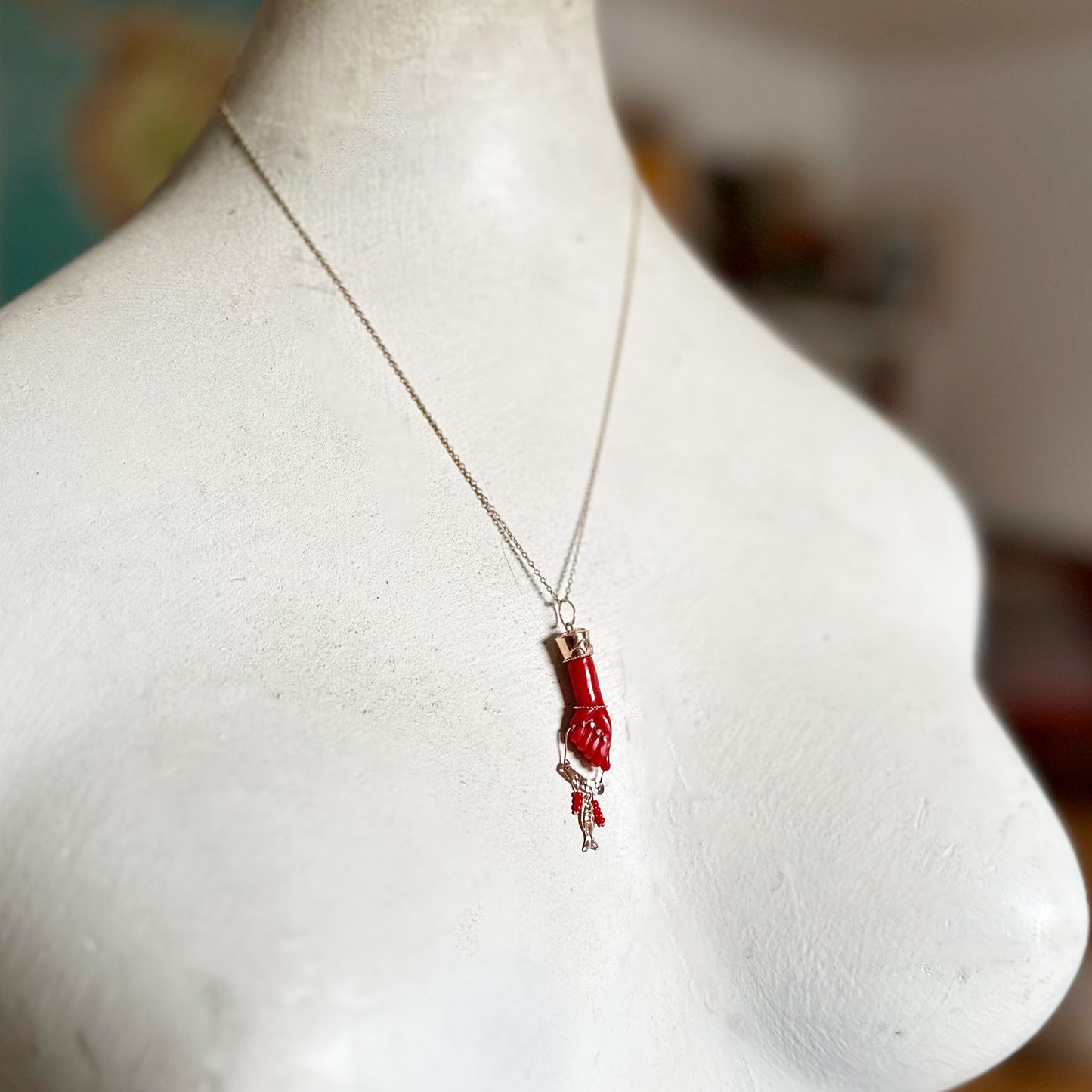 Vintage 14k Gold 1950s Red Resin Figa Charm