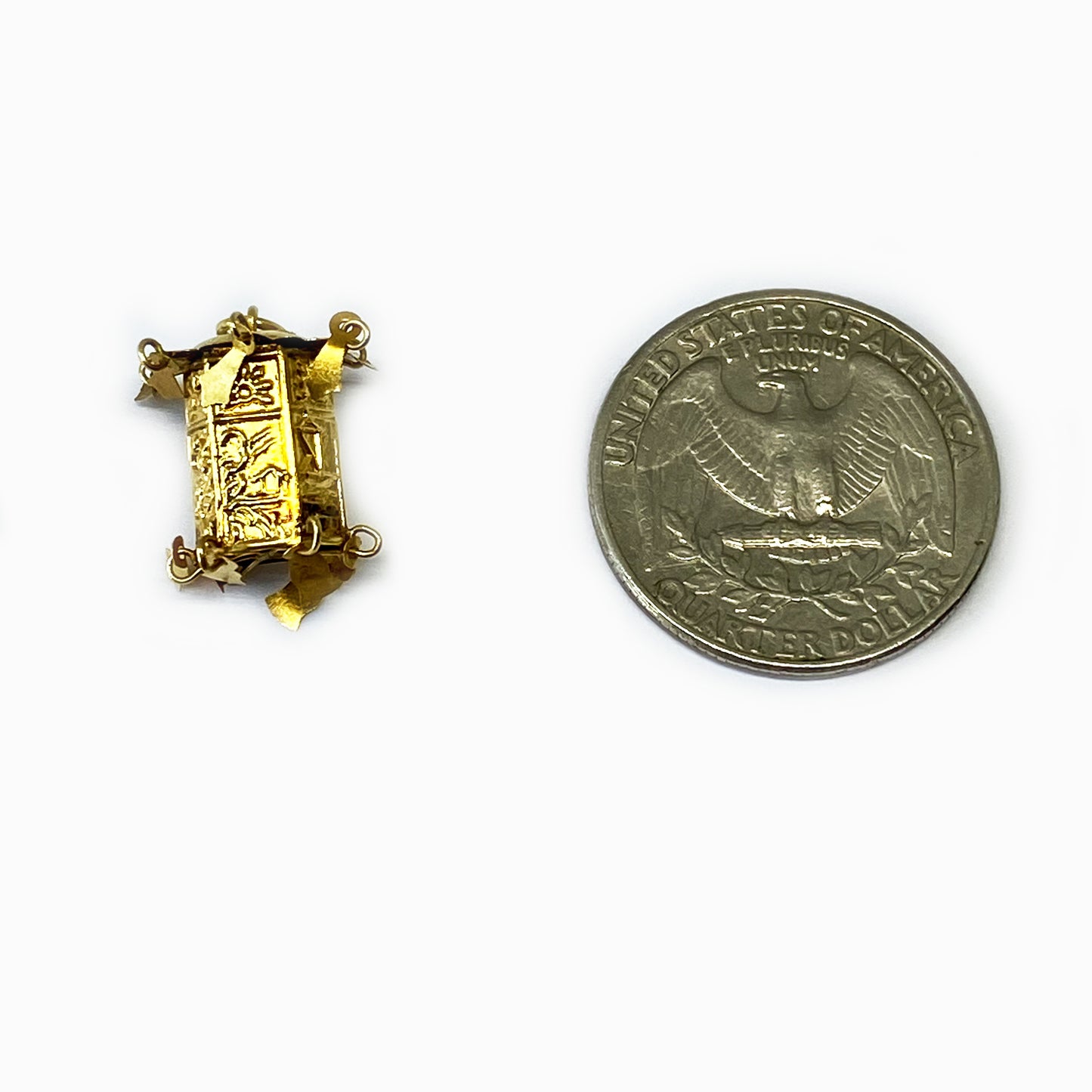 Vintage 14k Gold Chinese Lantern Pendant