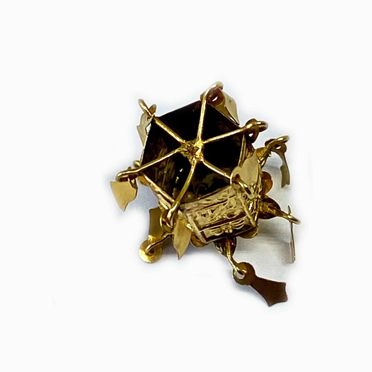 Vintage 14k Gold Chinese Lantern Pendant
