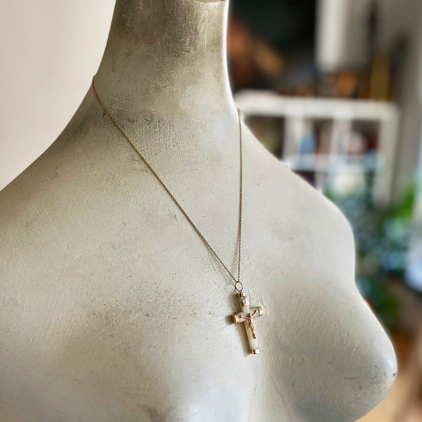 Antique 14k Gold Mother of Pearl Cross Pendant