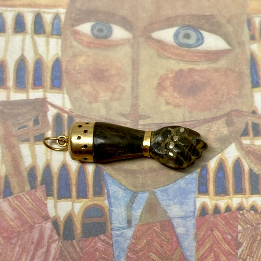 Antique 18k Gold Figa Hand, Victorian Stained Horn Pendant, Lucky Charm, 1800s, Mano Fico, Figa Charm, Hand Charm, Evil Eye, Hand Jewelry