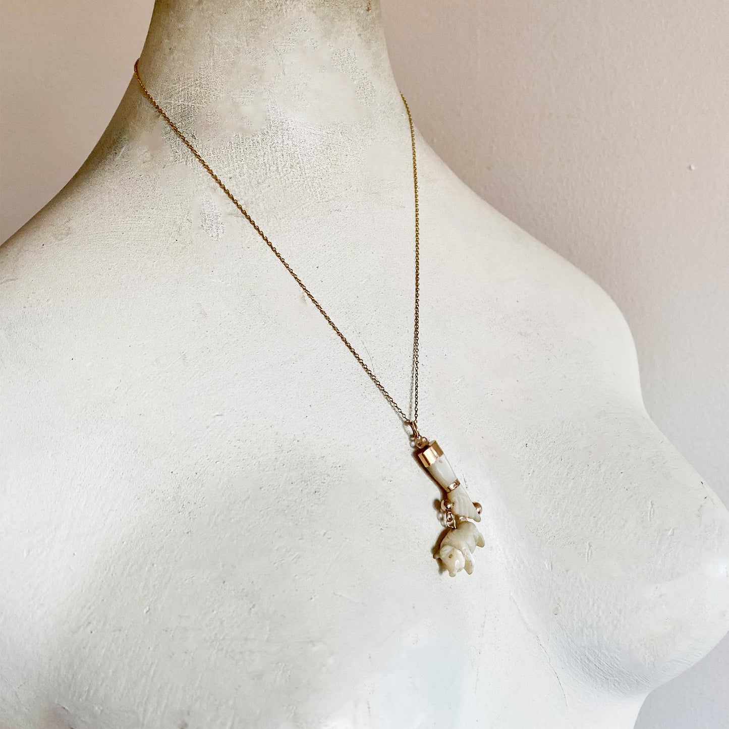 Vintage 14K Figa, Carved Mother Of Pearl, Mano Fico, Lucky Figa Charm