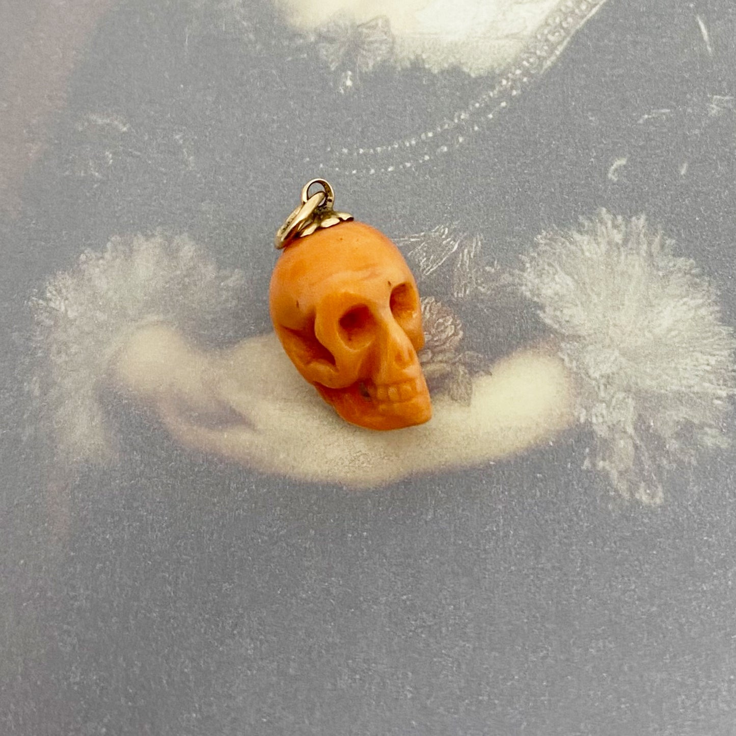 Antique Victorian 10k Gold Coral Skull Pendant