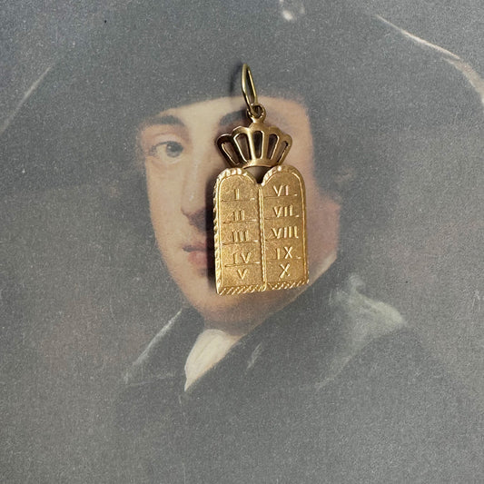 Vintage 18k Gold Ten Commandments Pendant, Jewish Crowned Tablets Locket, Solid 18 ct Yellow Gold Judaica Jewelry