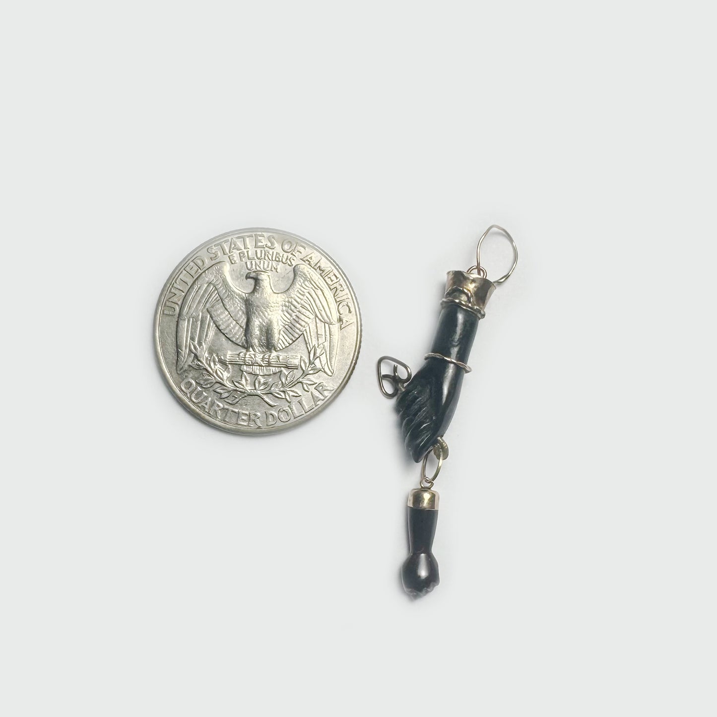 Vintage 9K Gold Black Resin Figa, 1940s Hand Pendant, Amulet, Mano Fico, Fist Pendant, Evil Eye, Figa Charm, Lucky Charm