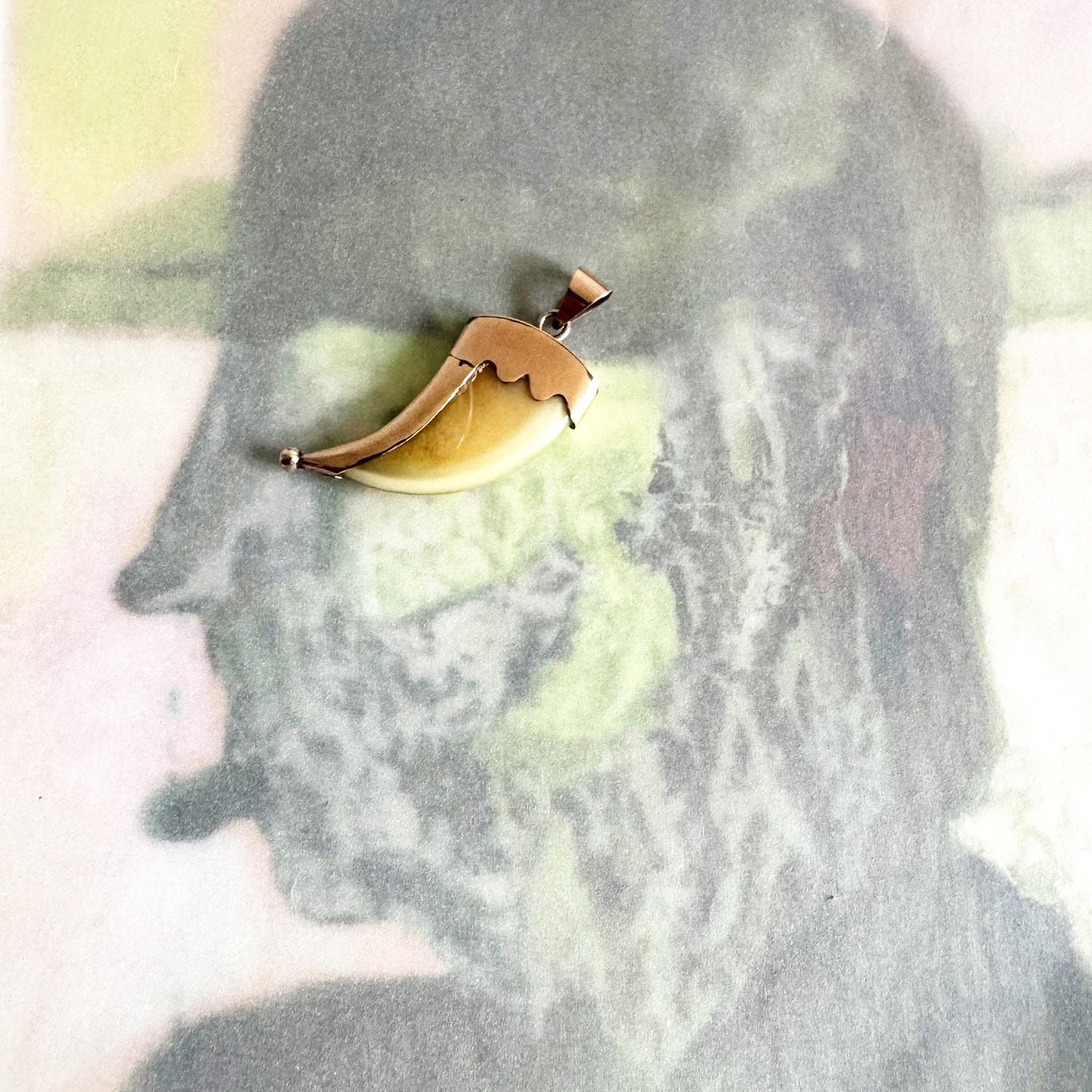 Antique 9K Gold Claw Pendant, 1900s Claw Jewelry, Edwardian Gold Amulet, Animal Talisman, Evil Eye, 9k Gold Tooth Claw Shaped Charm