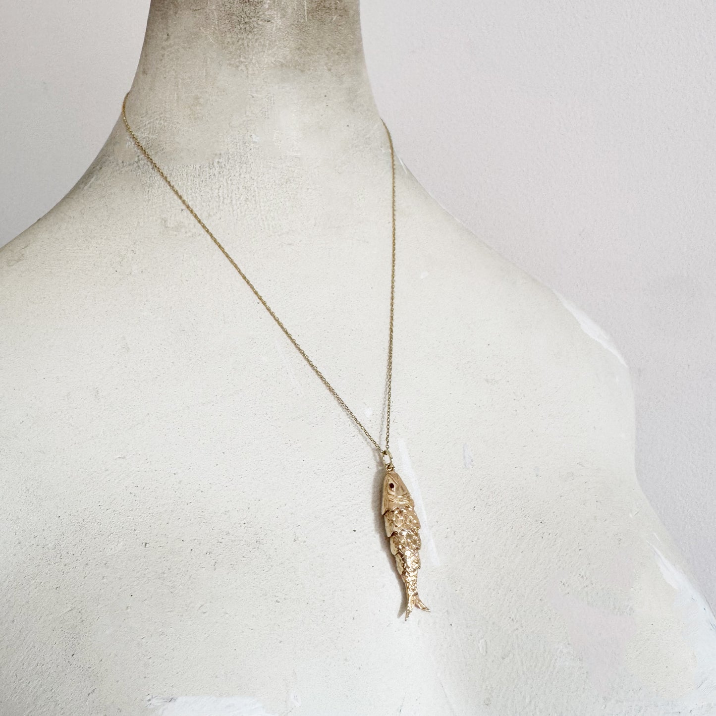 Vintage 9K Gold Fish, Articulated solid 9 ct Gold Fish Pendant, Animal Charm Pendant, Marine Pendant, 9 ct Fish Jewellery Charm, 7.5 Grams