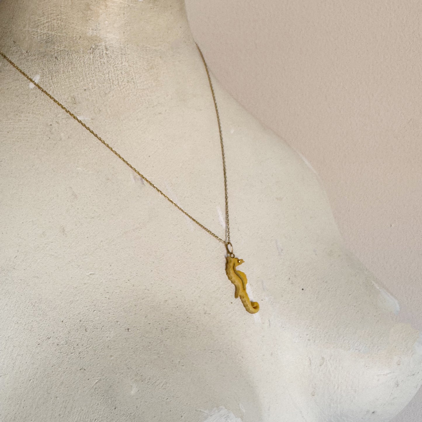 Antique 18k Gold Seahorse Pendant, Victorian Bone Charm, Marine Animal Jewellery, 18 ct Gold Sea Horse Lover Gift, Animal Pendant, Deep Sea
