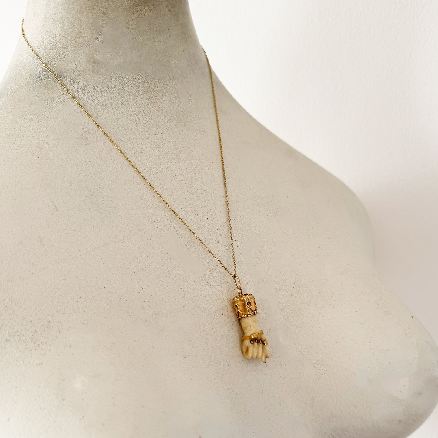 Antique 18K Gold Figa, Carved Bone, Victorian, Georgian Pendant, 1800s Figa, Amulet, Figa Charm, Mano Fico Pendant, Evil Eye, Mano Figa