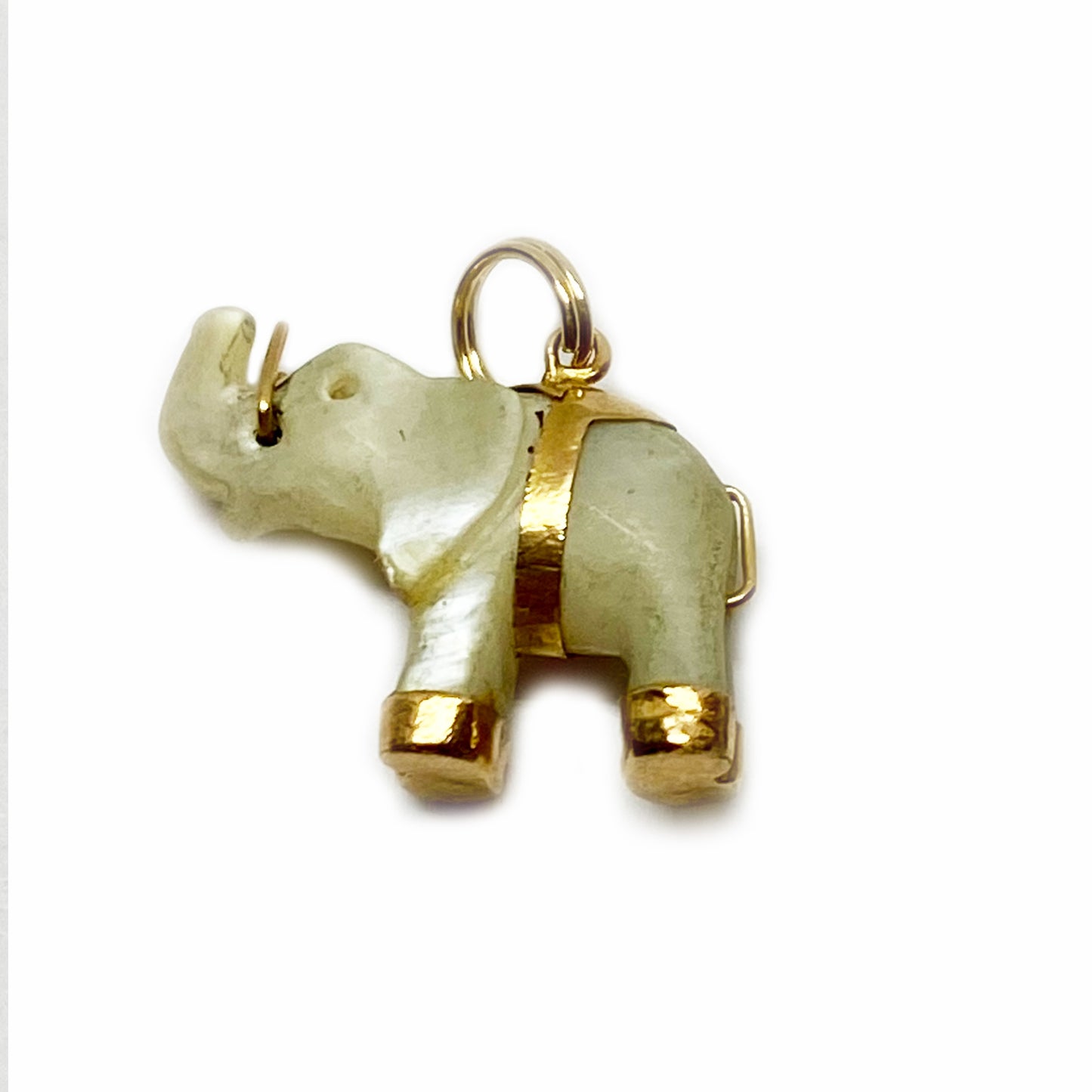 Vintage 18k Gold Mother of Pearl Elephant Pendant