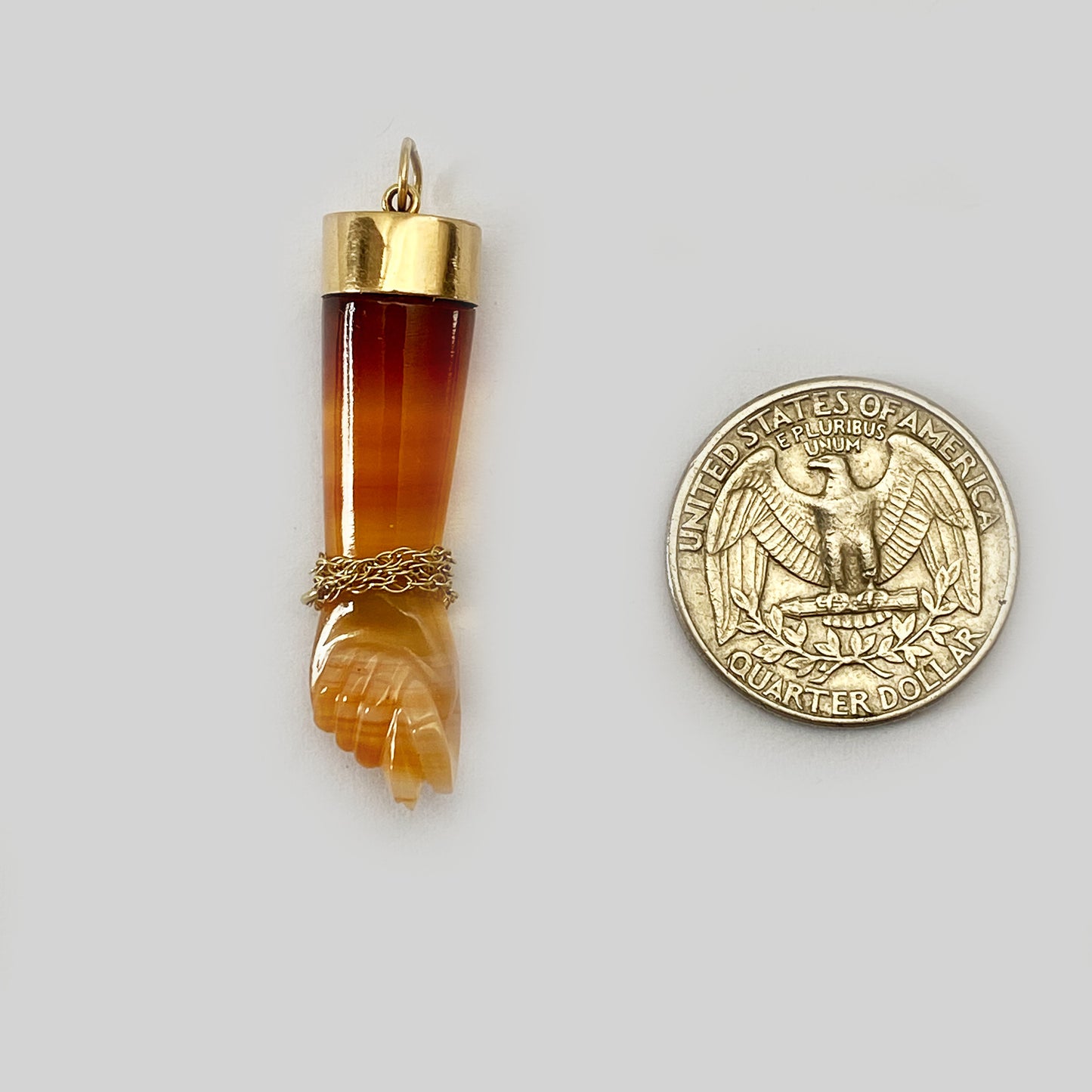 Antique 1950s 14K Gold Agate Figa Charm