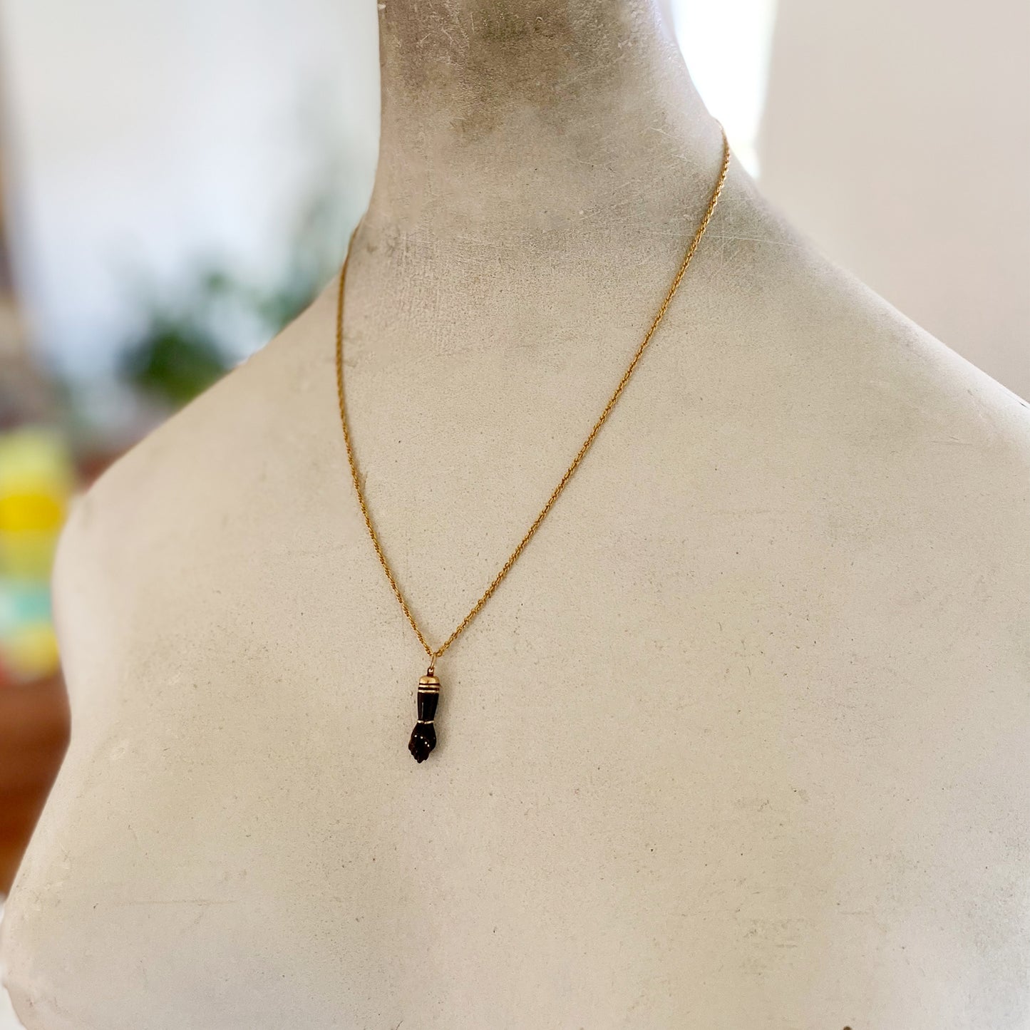 Vintage 14k Gold Brown Bakelite Small Figa Charm