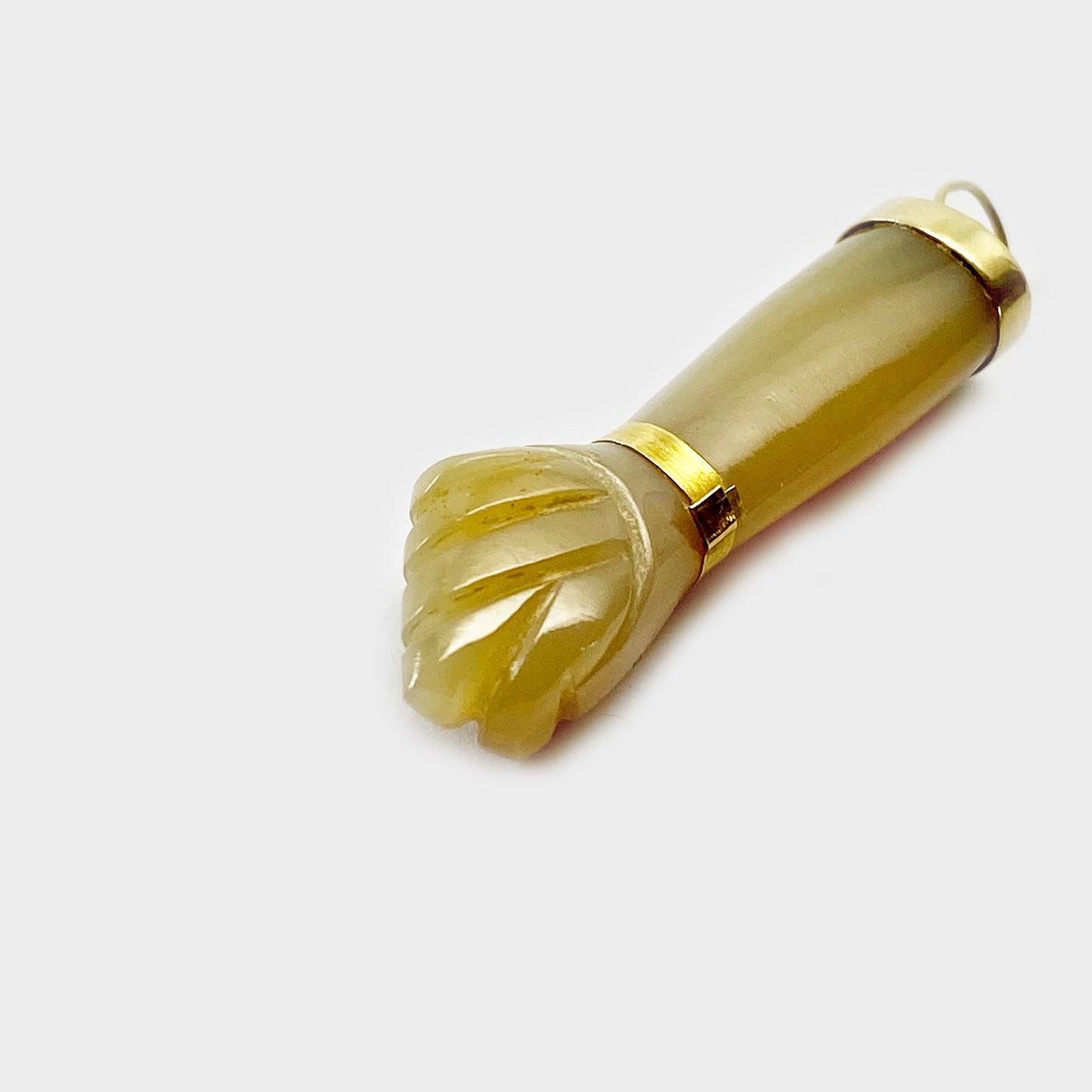 Antique 18K Gold Natural Agate Figa Charm