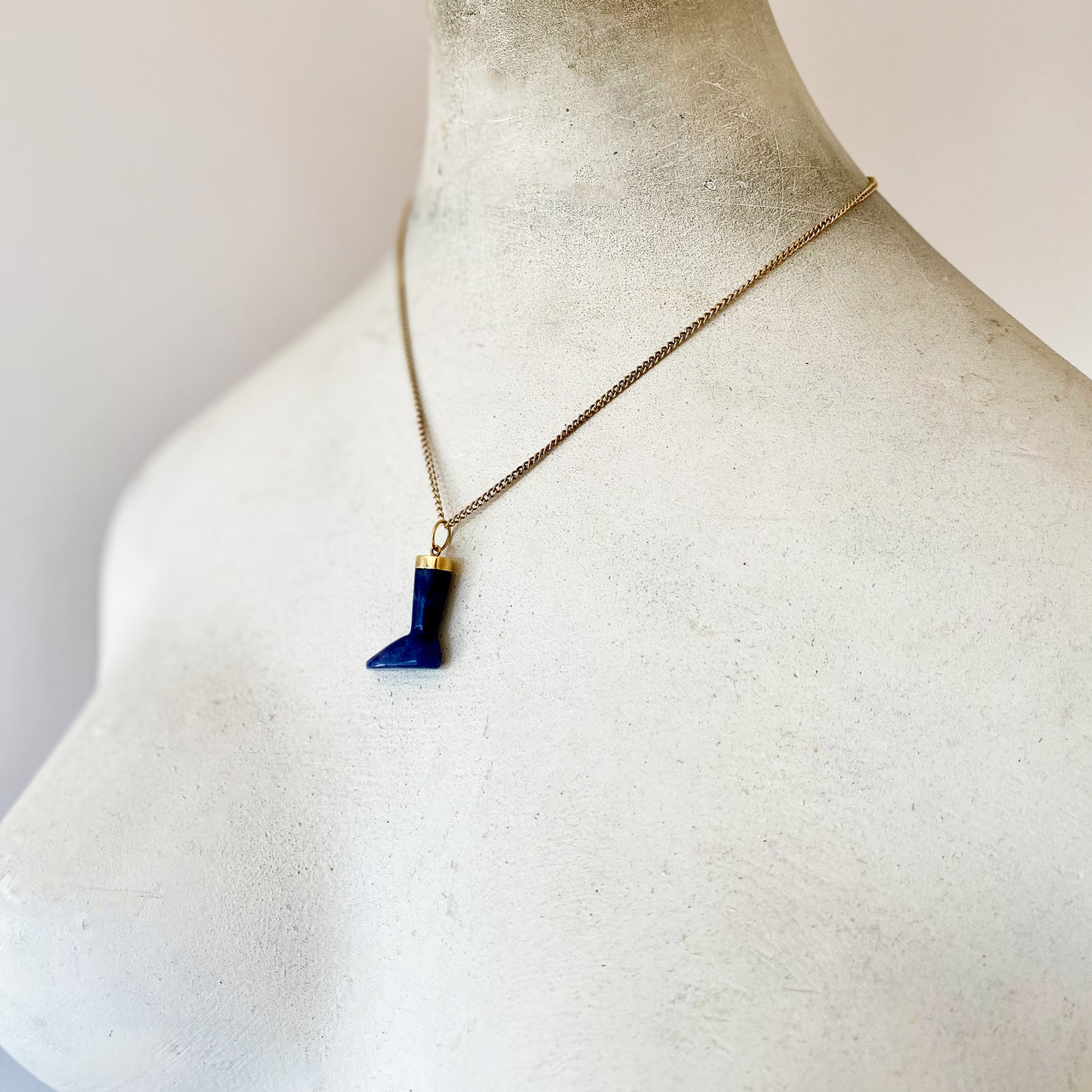 Vintage 14k Gold Leg Pendant Lapis Lazuli Ex Voto