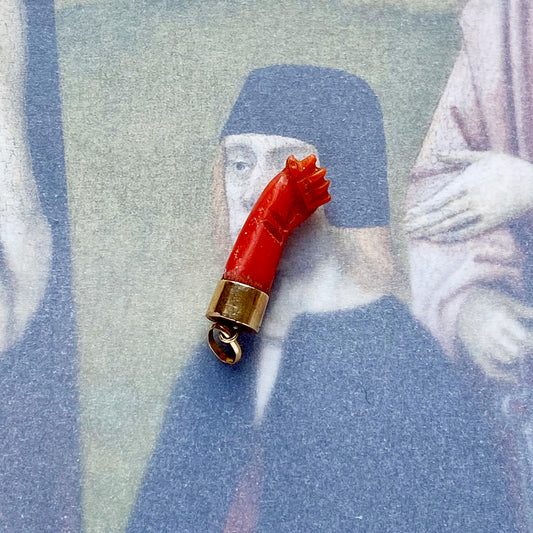 Antique 16k Gold Coral Figa, Natural Coral Mano Fico Figa Charm (1085)