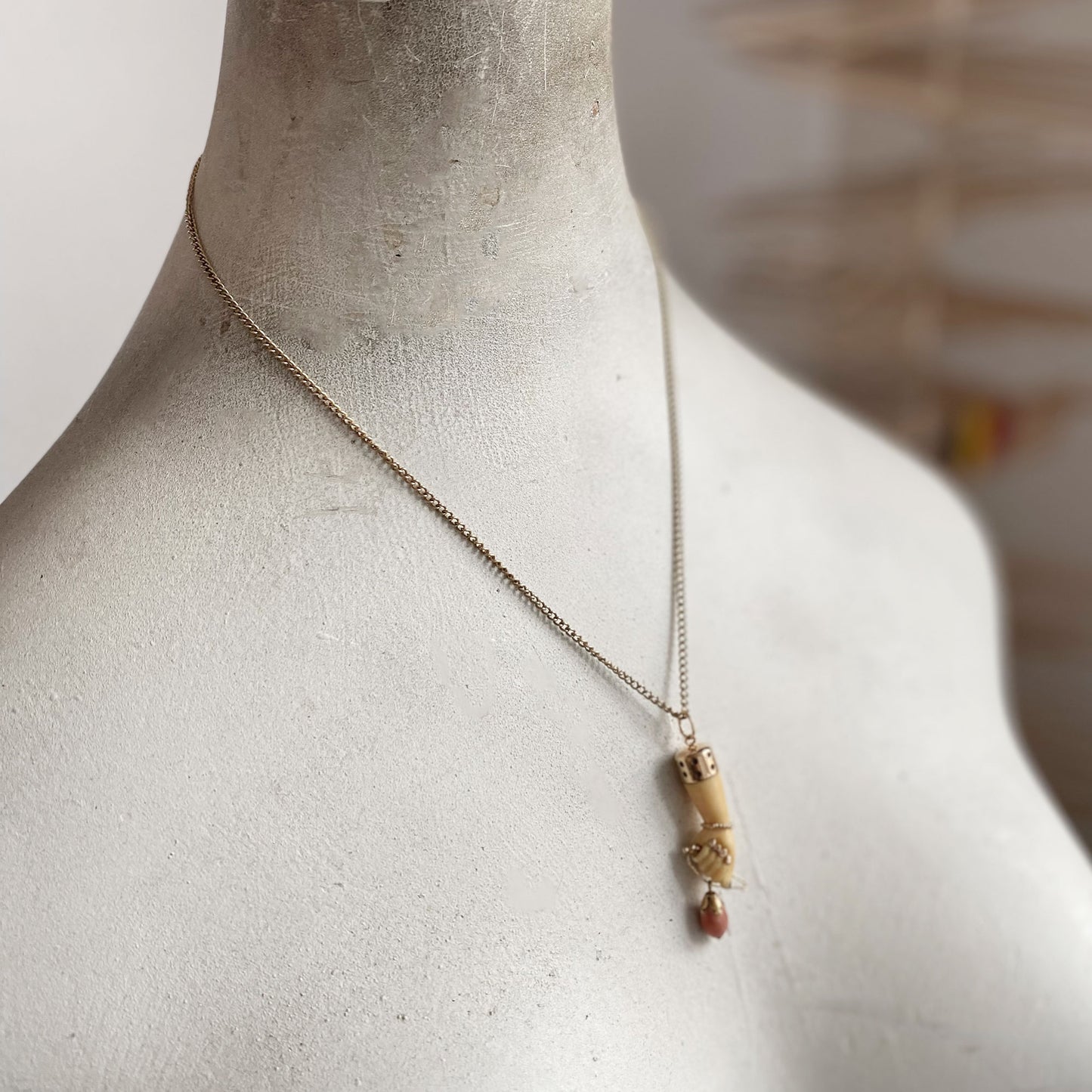 Antique 18k Gold Victorian Bone Coral Figa Charm (1115)