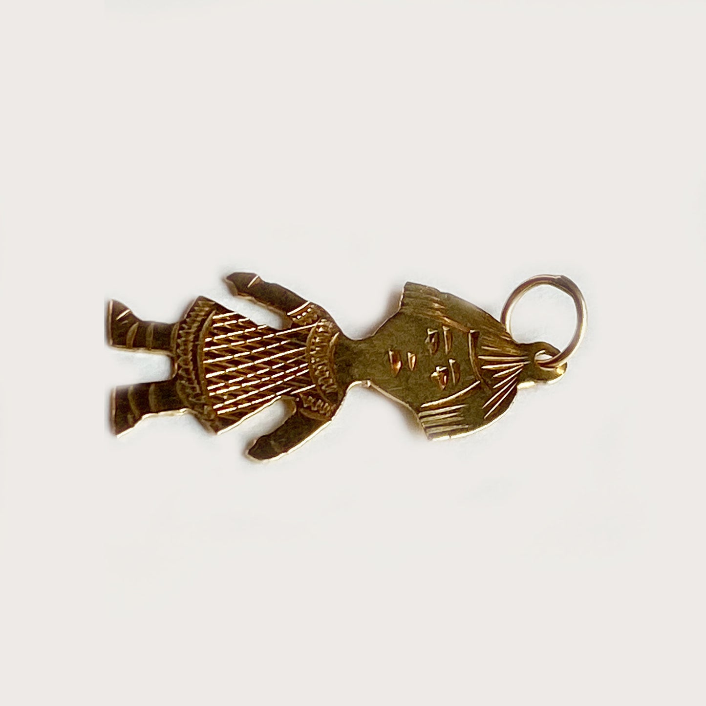 Vintage 18K Gold Silhouette Child Pendant