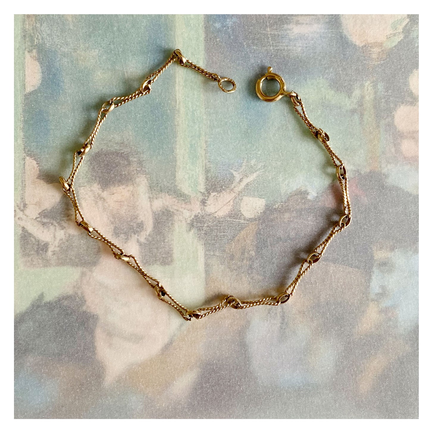 Vintage 9k Gold Texture Bracelet