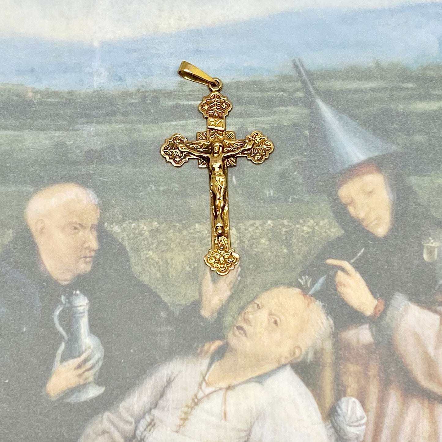 Vintage 18K Gold Religious Cross (1195)
