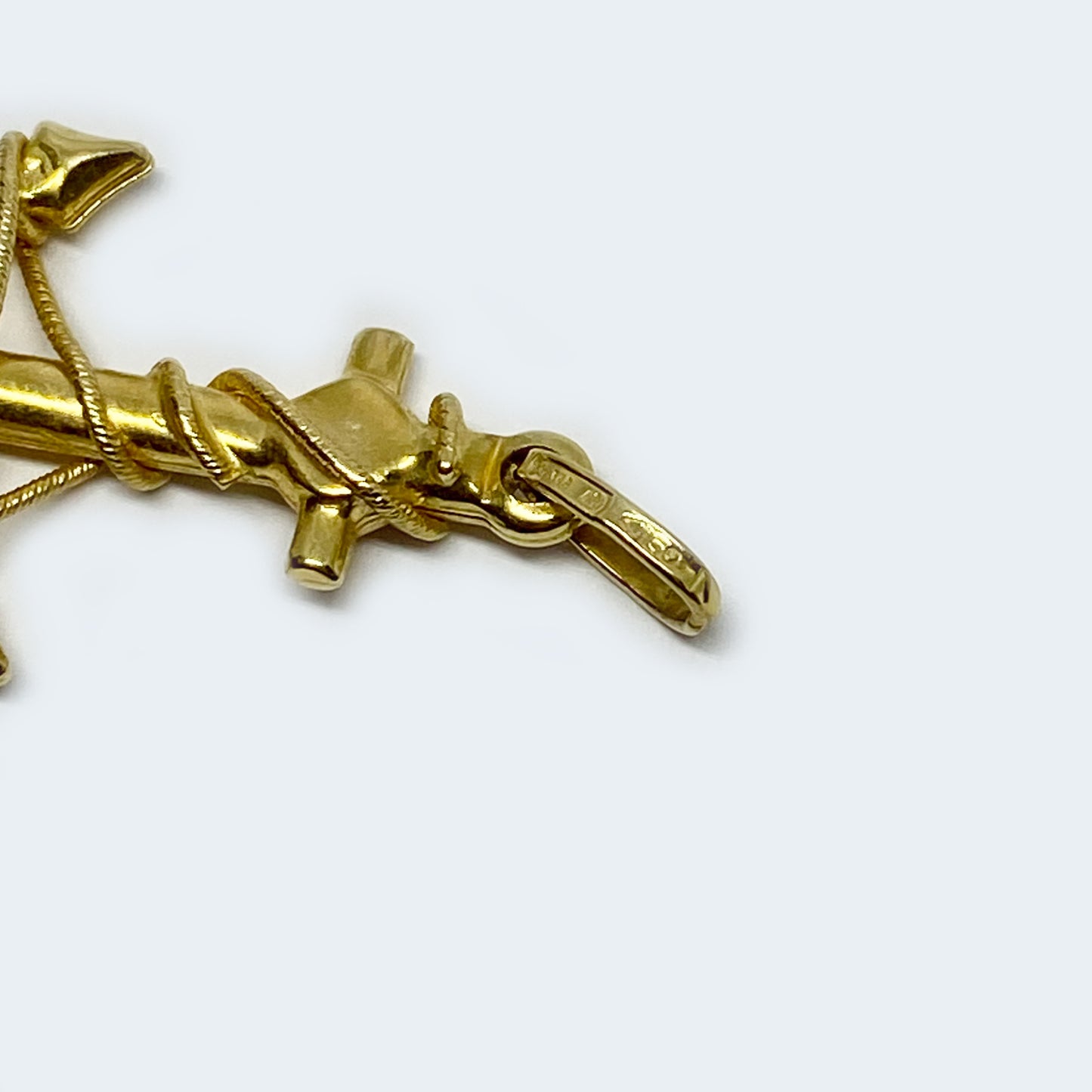 Vintage Solid 18k Gold Anchor Pendant