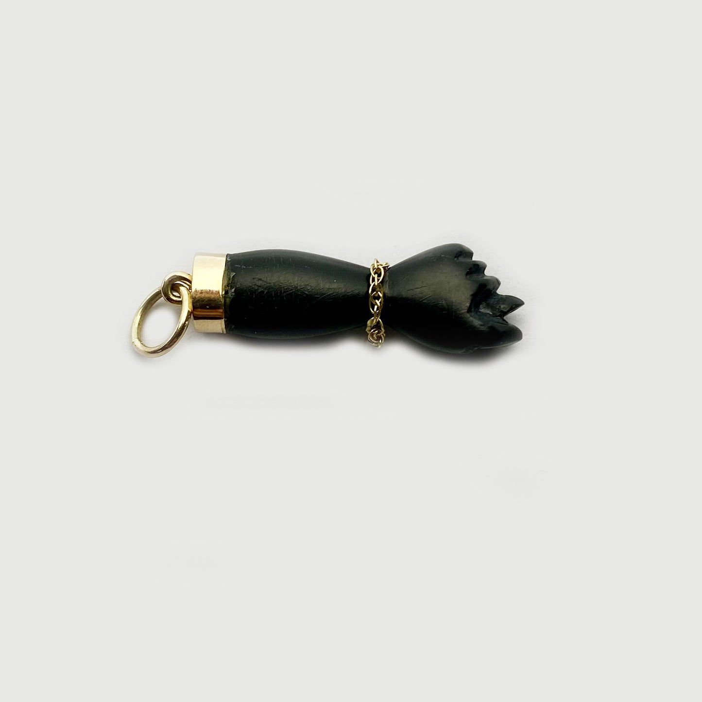 Vintage 14K Gold Figa, Black Bakelite, Mano Figa