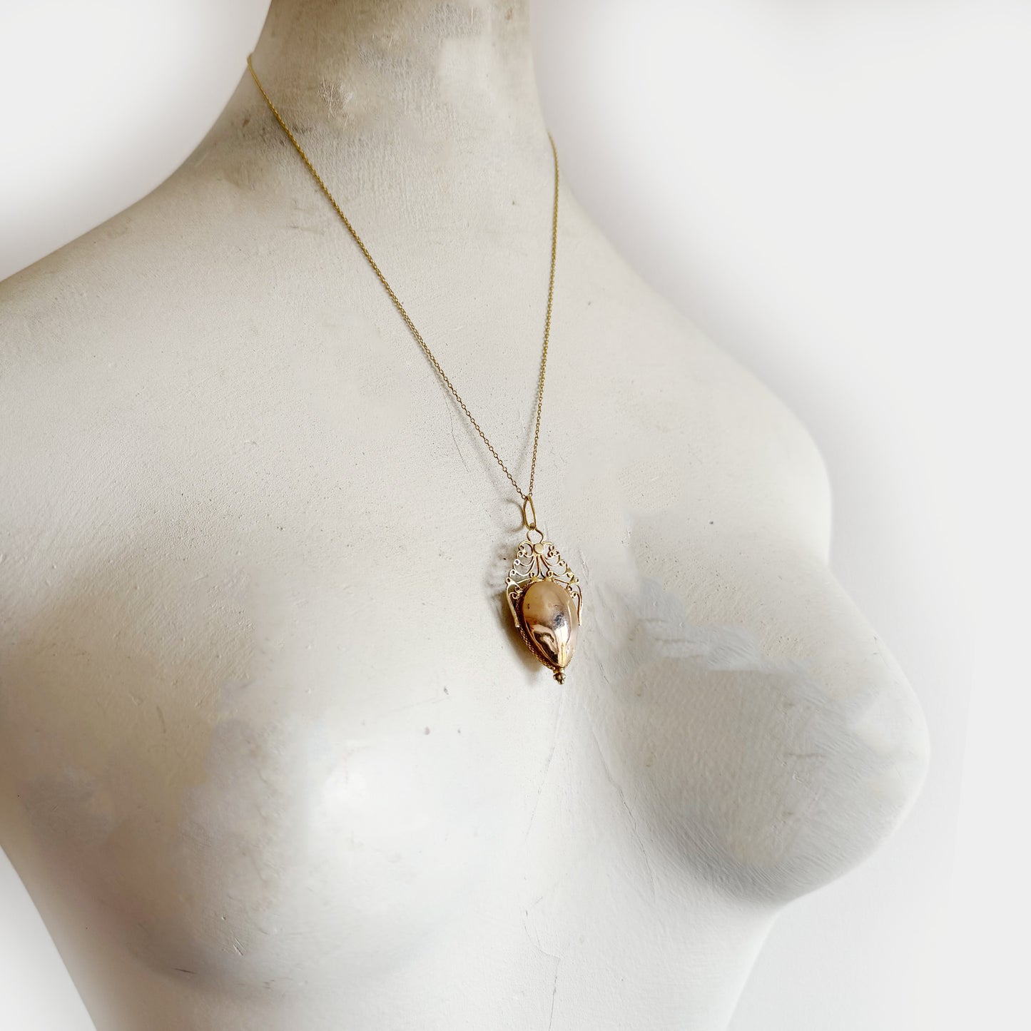 Antique 14k Gold Reliquary Locket, Victorian Portuguese Ex Voto Pendant, 19th Century Charm, Sacred Keepsake, Yellow & Rose Gold Tone