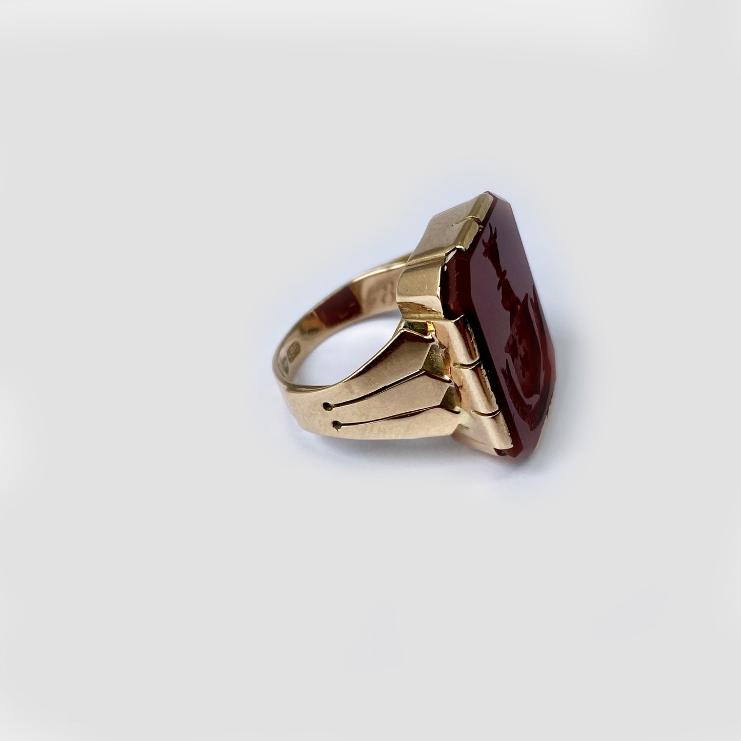 Antique 14k Gold Carnelian Intaglio Signet Motto Ring