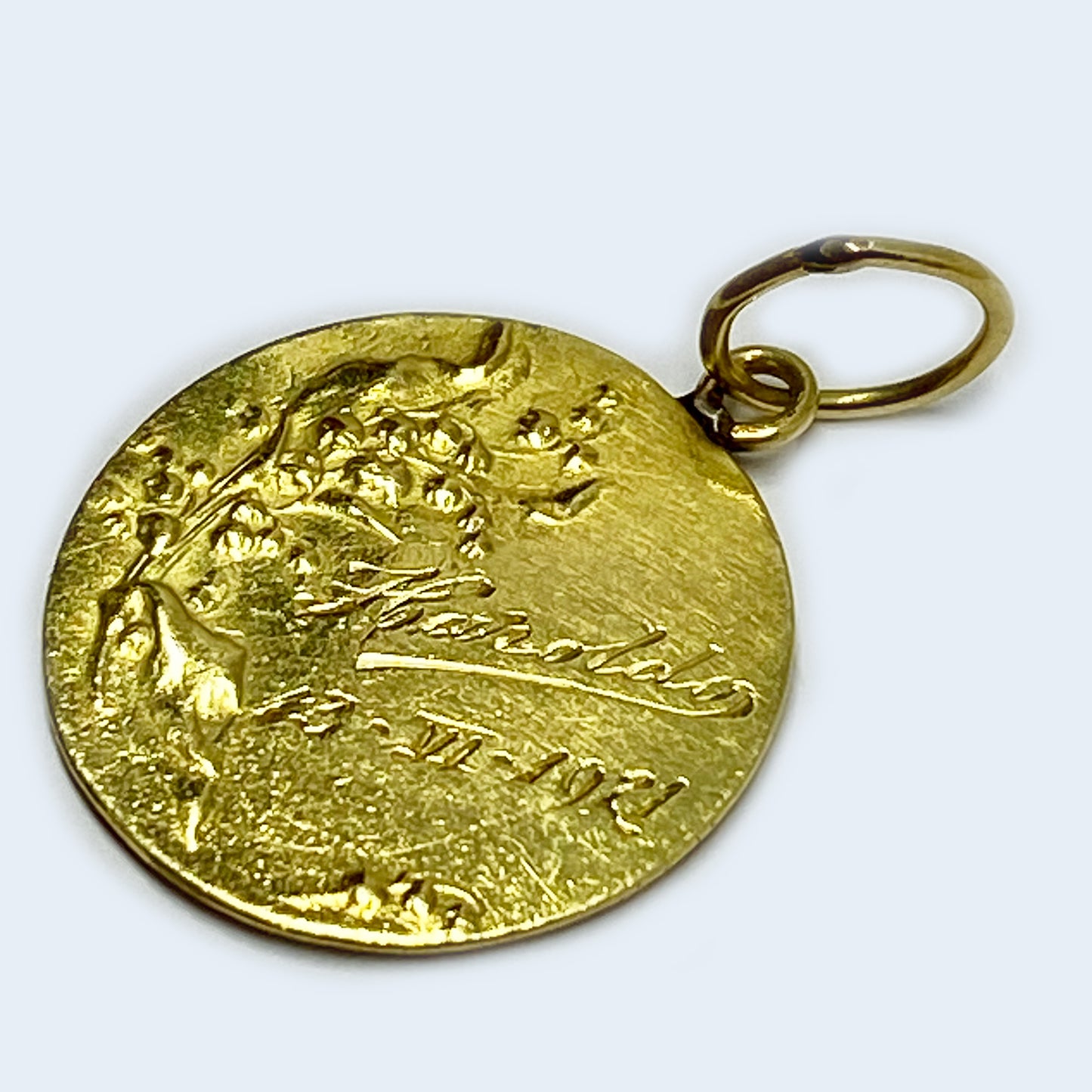 Antique 16k Gold Religious Medal Pendant Saint Anthony of Padua