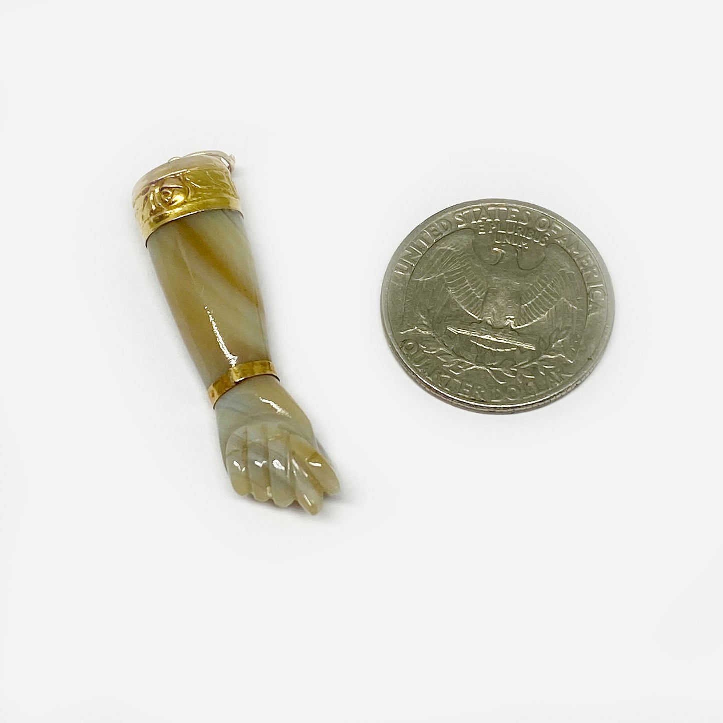 Vintage Agate Figa Hand, 9K Gold, Mano Fico, Hand Charm, Carved Agate Talisman, 1950s Hand Pendant, 9 ct Gold Pendant, Figa Charm, Stone