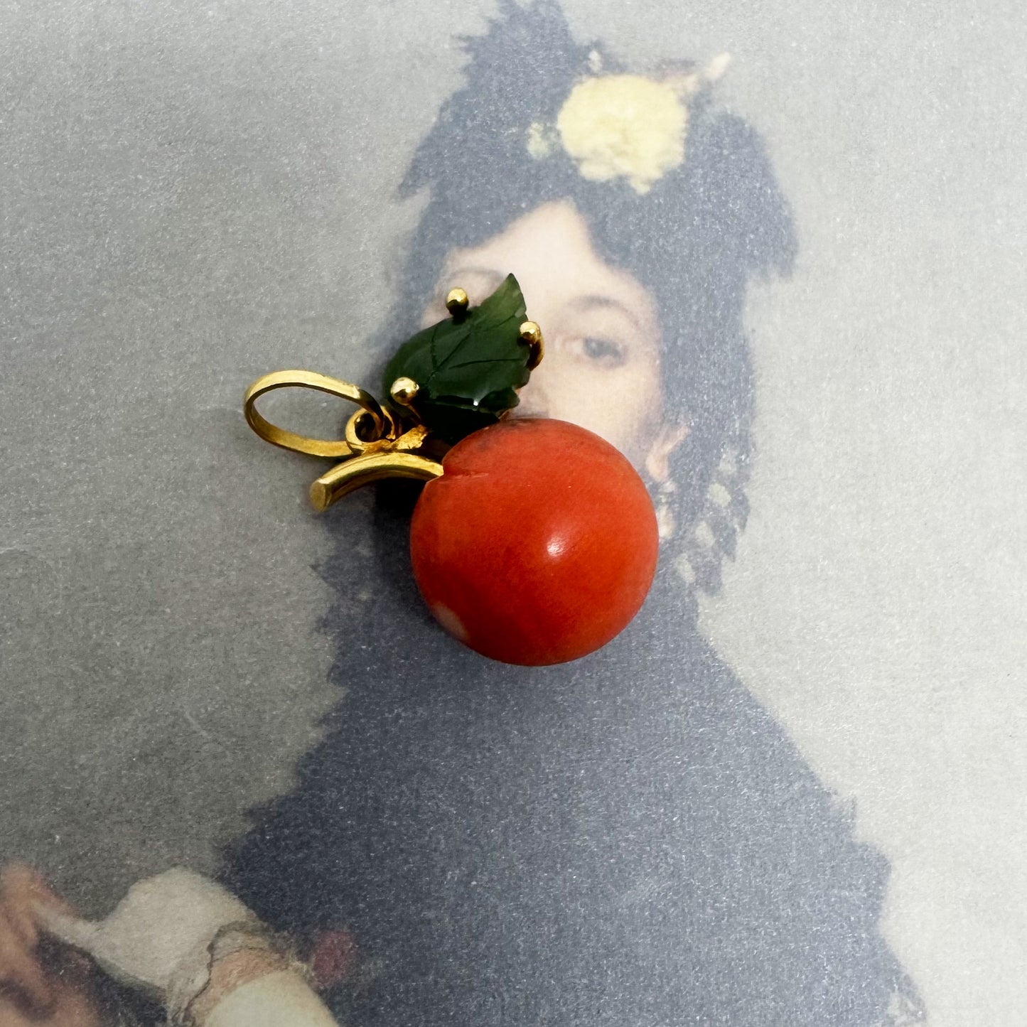 Vintage 18k Gold Apple Pendant, Coral Jade Fruit Charm, Italian 750 Napoli Hallmark, 18ct Gold Jewelry Charm, Apple Lover Jewellery