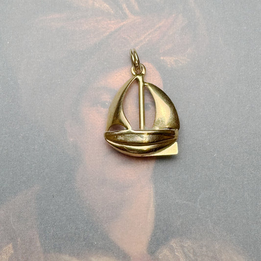 Vintage 18k Gold Boat Charm, 1960s 18ct Gold Yatch Pendant, Sail Boat Pendant, Nautical Charm, Naval Jewelry, Maritime, Sailing Boat