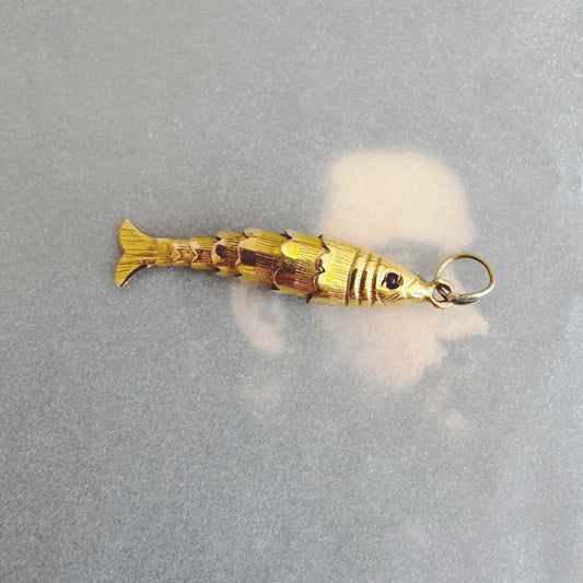 Vintage 18K Gold Articulated Fish Pendant, Moving Fish Charm, Mid Century Nautical Jewellery, 18ct Gold Marine Pendant