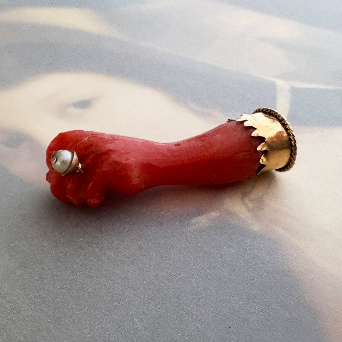 Antique Victorian 18k Gold Coral Figa Hand Pendant, 18 ct Gold & Coral Mano Fico Amulet, Lucky Talisman, Evil Eye Protection, Figa Charm