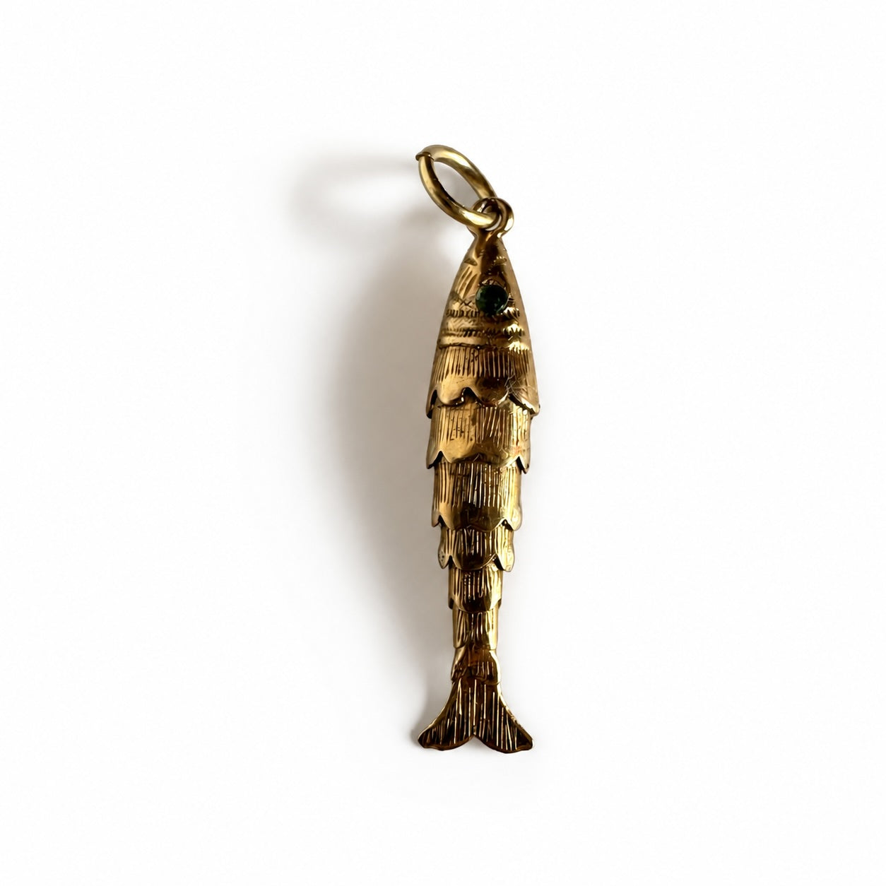 Vintage 18 ct Gold Articulated Fish Pendant with Emerald Eyes, Mid Century Nautical Jewelry, 18k Gold Fish Jewelry
