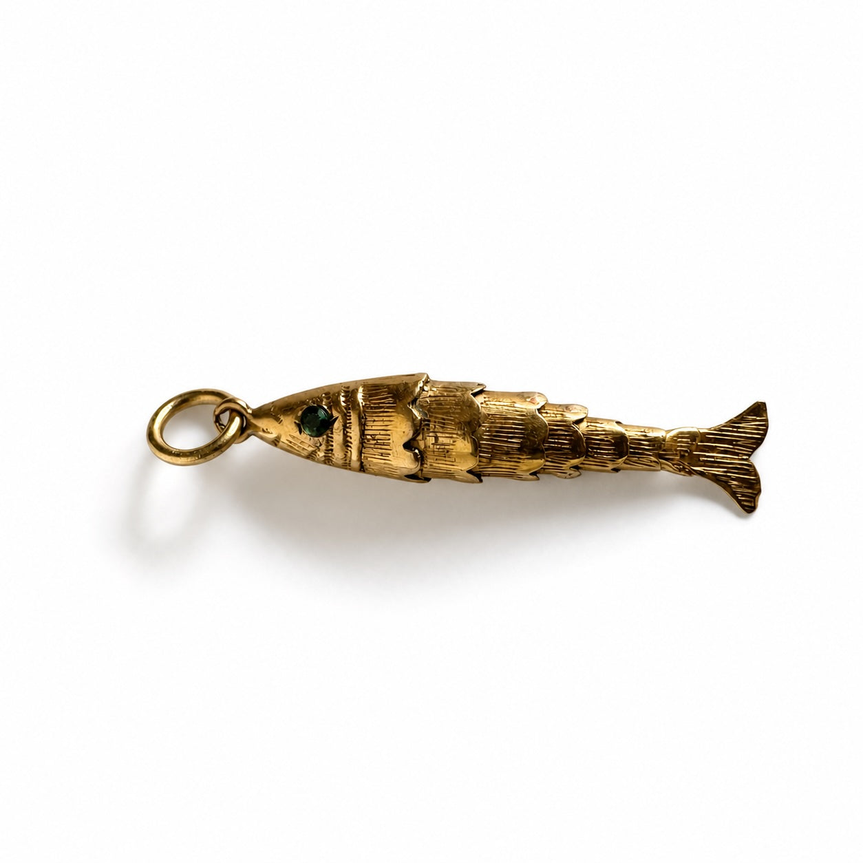 Vintage 18 ct Gold Articulated Fish Pendant with Emerald Eyes, Mid Century Nautical Jewelry, 18k Gold Fish Jewelry