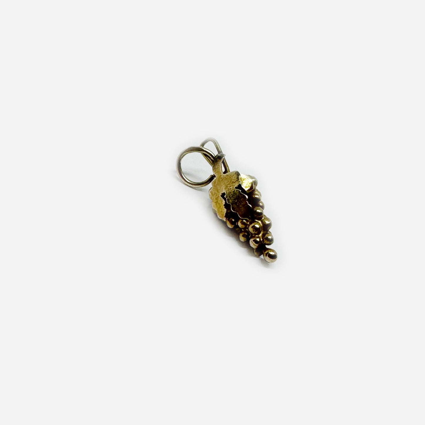 9k Gold Vintage Grapes, 9 ct Gold Bunch of Grapes Pendant, Solid Gold Grapes, Woven Grape, Grape Jewelry, Fruit Pendant, Wine Lover