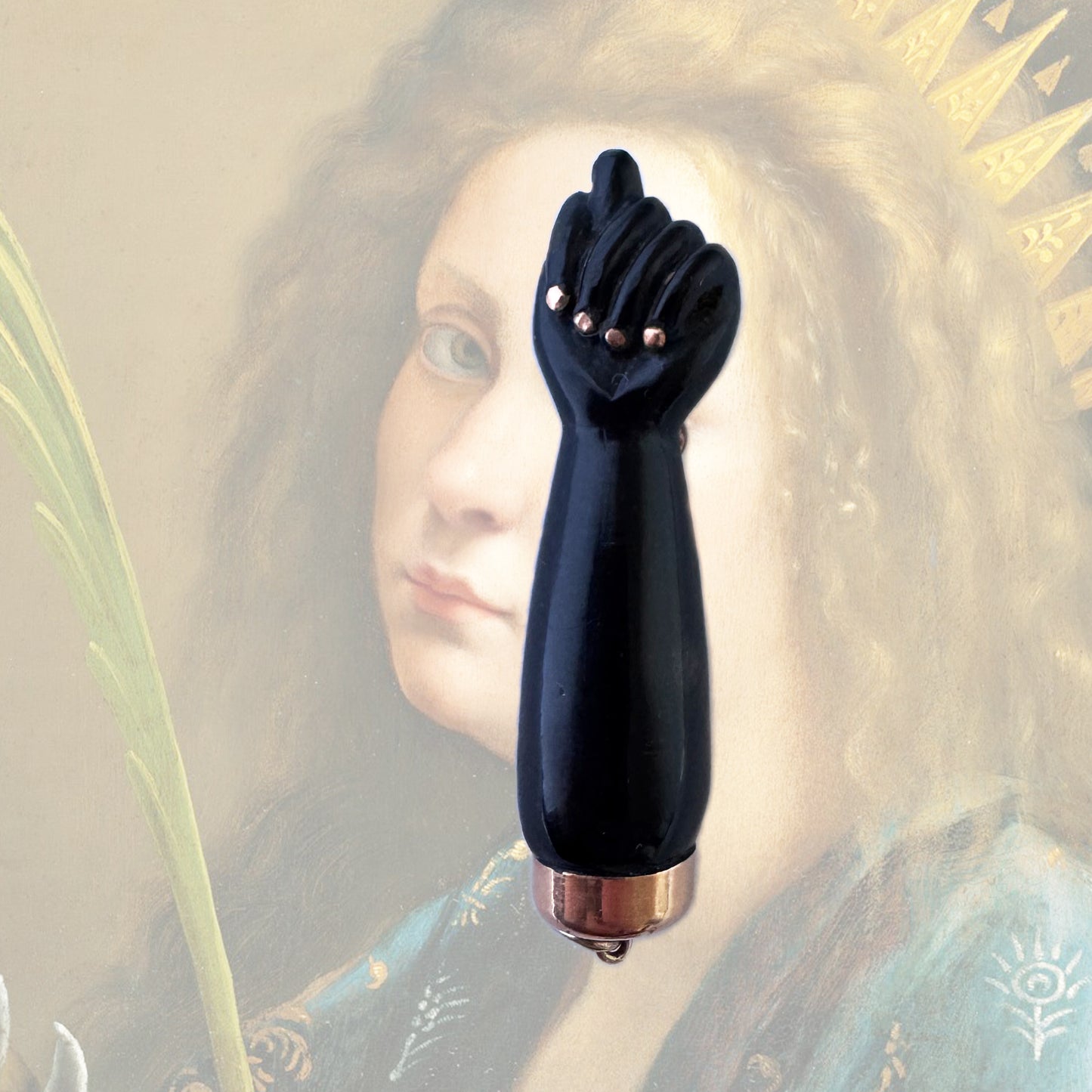 Vintage 14k Gold Black Figa Pendant, Large Mano Fico Lucky Charm, 1950s Gold Fist Amulet, Evil Eye Protection Talisman, Statement Charm