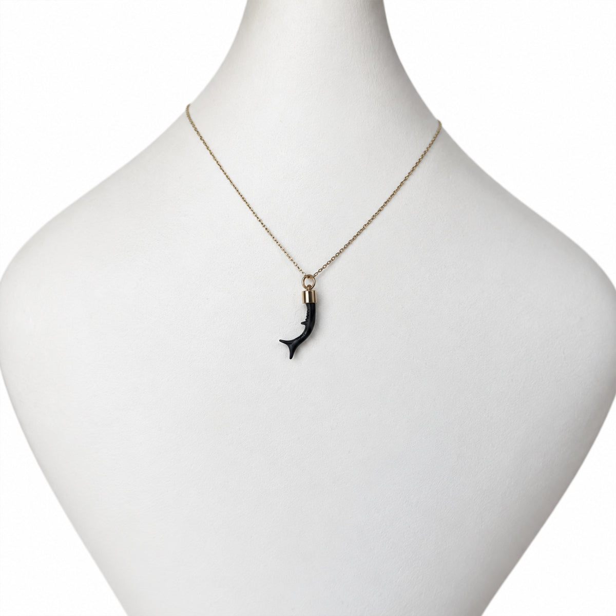 Vintage 14k Gold Beetle Horn Charm, Natural Scarab Mandible, Stag Beetle, 14ct Gold, Figa Charm, Cyclommatus