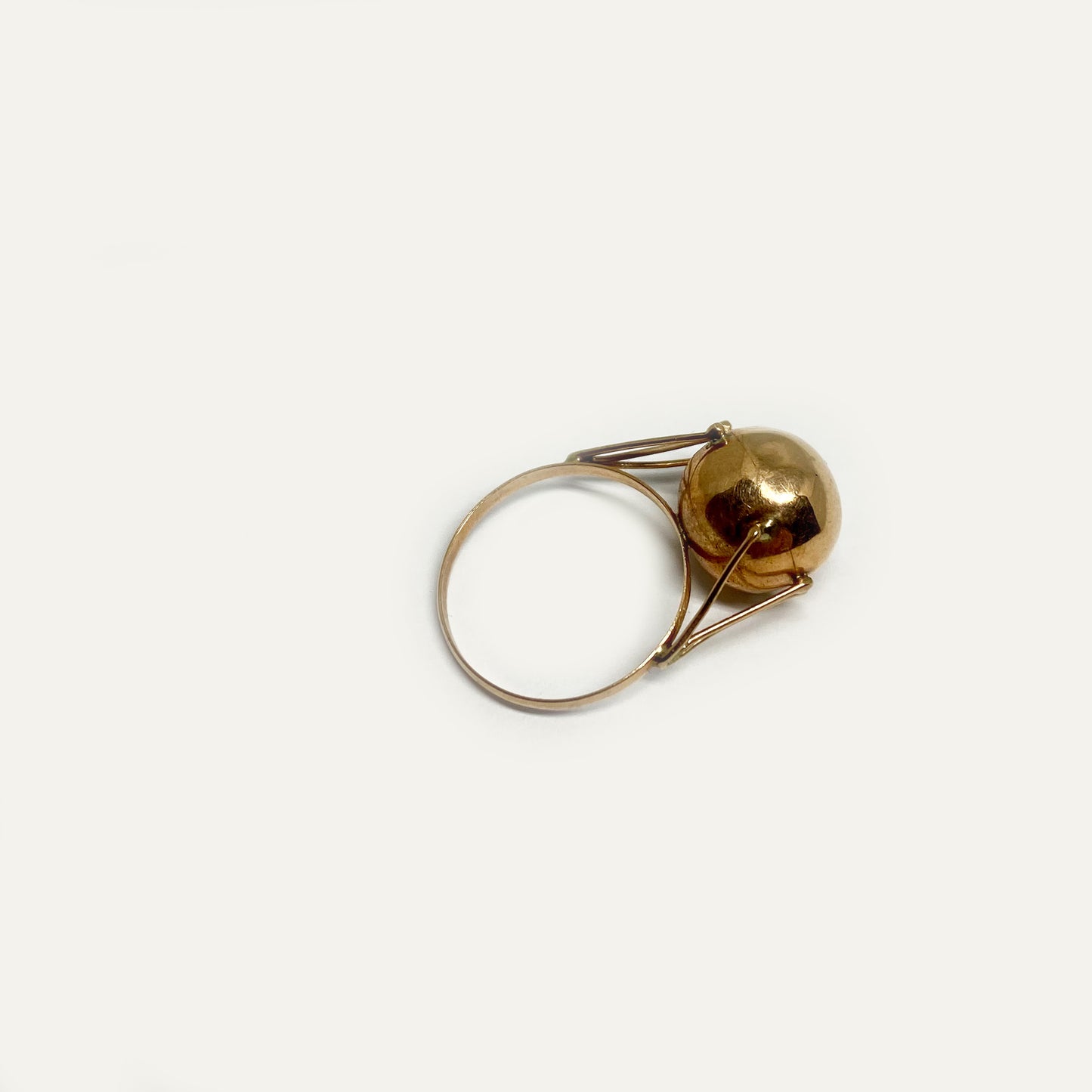 Vintage 9k Gold Ball Solitaire Ring