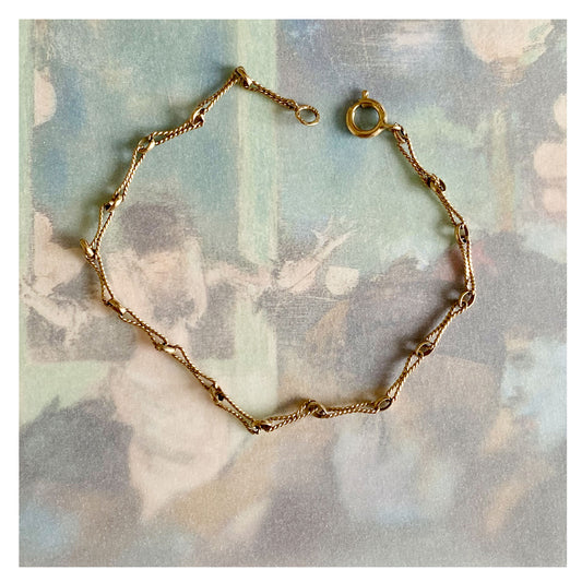 Vintage 9k Gold Texture Bracelet